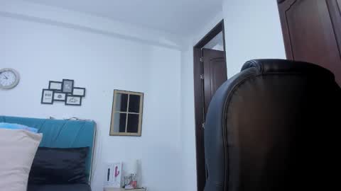 Kamilalopez online show from 09-23-25, 10:02