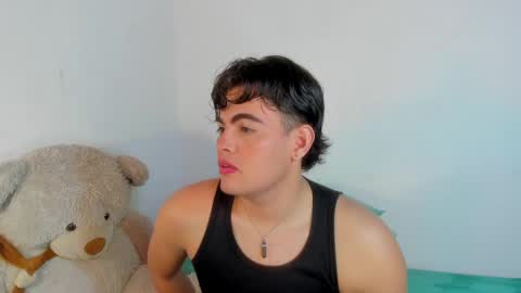 camilo  independent model online show from 05-31-26, 08:21