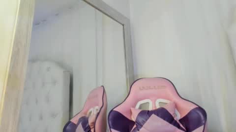 Snapshot of kamila_arias chatting on 02-11-25, 03:08 online show from 02-11-25, 03:08