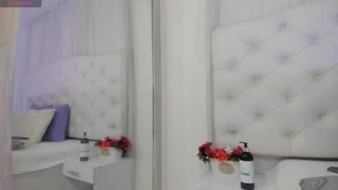    online show from 10-02-25, 12:23