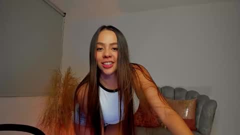 Snapshot of kamilamonroe chatting on 02-05-26, 06:07 Kamila Monroe online show from 02-05-26, 06:07
