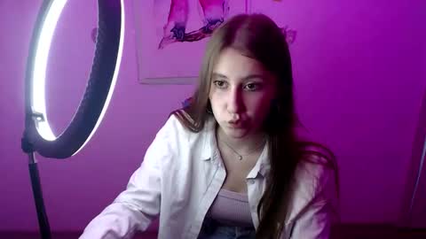 kamilla_love_ online show from 09-13-25, 12:38
