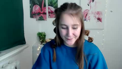 kamilla_love_ online show from 10-30-25, 01:23