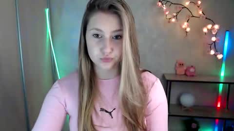 Snapshot of kamilla_love_ chatting on 06-02-26, 12:18 kamilla_love_ online show from 06-02-26, 12:18