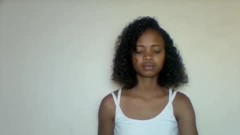 kamillah69 online show from 12-16-25, 08:19