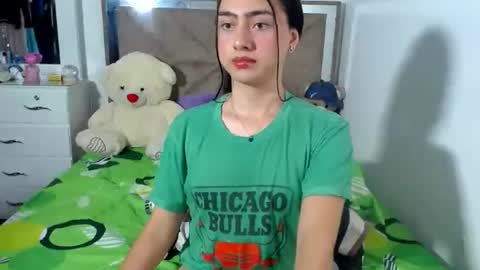 -- kammi -- online show from 07-08-26, 01:32