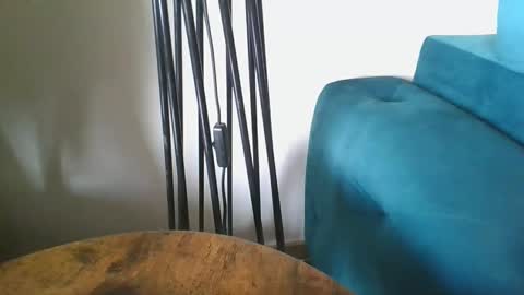 Snapshot of kanaletto chatting on 10-07-25, 11:40 Mario online show from 10-07-25, 11:40