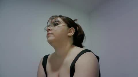 Vanessa and Kevin online show from 03-18-26, 02:15