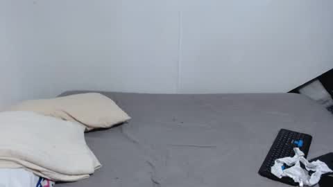 lucas valentina online show from 07-17-26, 08:24