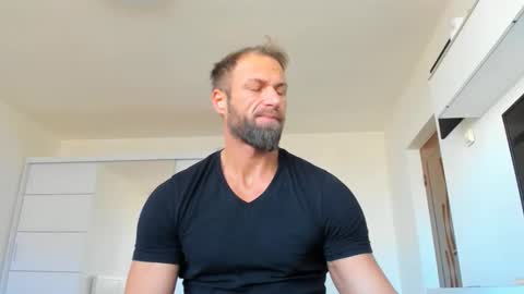 Snapshot of kanegriffin26 chatting on 01-17-25, 12:21 Kane OF strongkane online show from 01-17-25, 12:21