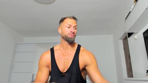 Snapshot of kanegriffin26 chatting on 02-12-25, 07:13 Kane OF strongkane online show from 02-12-25, 07:13
