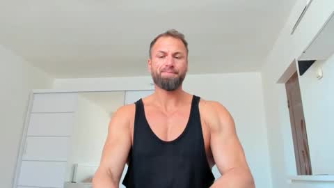 Snapshot of kanegriffin26 chatting on 02-26-25, 10:58 Kane OF strongkane online show from 02-26-25, 10:58