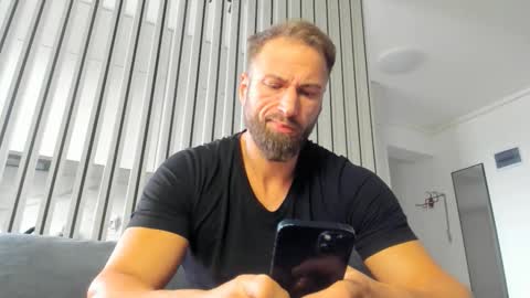 Snapshot of kanegriffin26 chatting on 09-17-25, 01:24 Kane OF strongkane online show from 09-17-25, 01:24