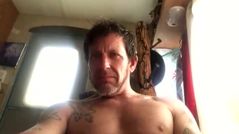 Snapshot of kaneisyours2420 chatting on 06-07-26, 12:42 Tucker online show from 06-07-26, 12:42