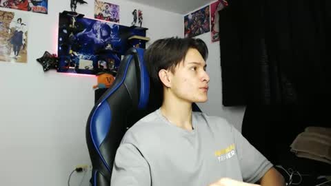 andres online show from 10-21-25, 01:23