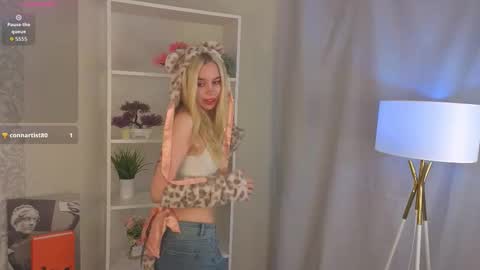 Alice online show from 10-13-25, 03:39