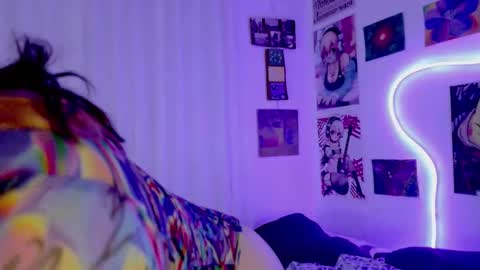   online show from 12-14-25, 10:25