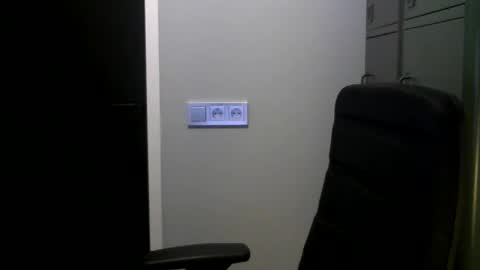 Snapshot of kapitein_rob chatting on 10-05-25, 04:55 Robbie online show from 10-05-25, 04:55