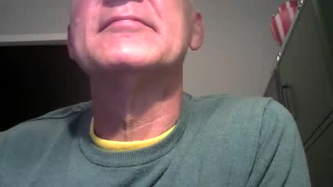 Snapshot of kapitein_rob chatting on 11-15-25, 11:10 Robbie online show from 11-15-25, 11:10