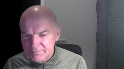 Snapshot of kapitein_rob chatting on 01-12-26, 05:07 Robbie online show from 01-12-26, 05:07