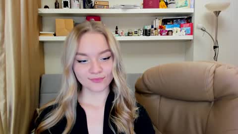 Kara. Off from 15th till 24th of December online show from 12-15-24, 02:30