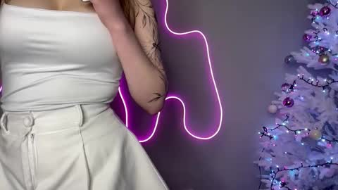 Snapshot of karalinely chatting on 12-20-25, 07:21 Karalina online show from 12-20-25, 07:21