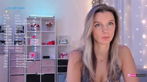 Julia online show from 02-06-25, 09:06