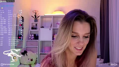 Julia online show from 09-28-25, 10:37