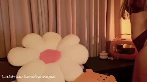 I am here around 5am GMT karathemagic online show from 03-22-26, 04:32