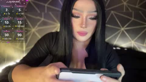 Snapshot of kardeyfynes chatting on 12-05-25, 04:47 MARIA online show from 12-05-25, 04:47