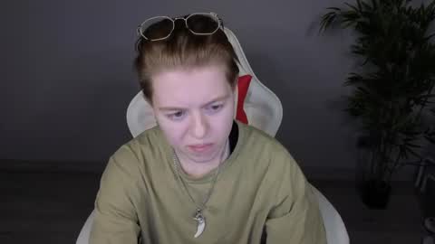 Karen online show from 03-22-26, 08:40