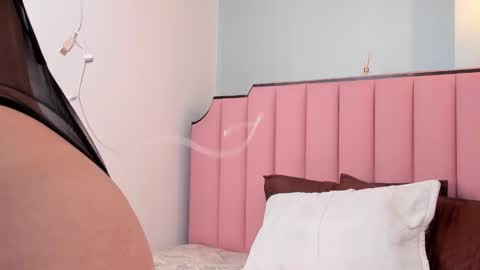 Snapshot of karen_simss chatting on 12-22-25, 12:46 Karen online show from 12-22-25, 12:46