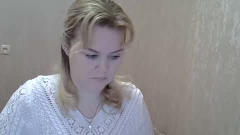 karennelsonx online show from 02-03-25, 10:47