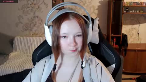 Snapshot of karicynthia chatting on 10-03-25, 04:37 Lisa Backler online show from 10-03-25, 04:37