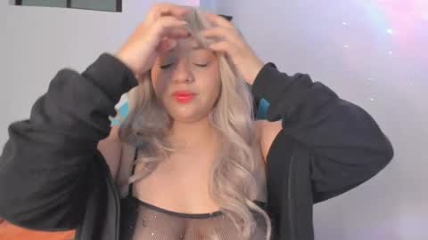 Snapshot of kariina_wong chatting on 05-10-26, 03:23 kariina_wong online show from 05-10-26, 03:23