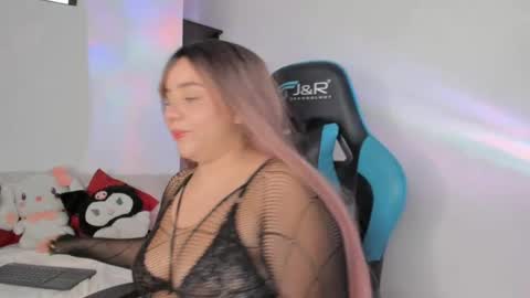 Snapshot of kariina_wong chatting on 06-03-26, 07:19 kariina_wong online show from 06-03-26, 07:19