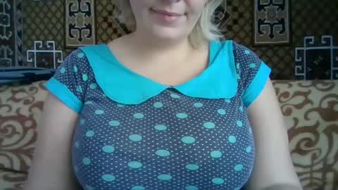 Snapshot of karilina_hi chatting on 12-12-24, 08:25 Karilina Hi online show from 12-12-24, 08:25
