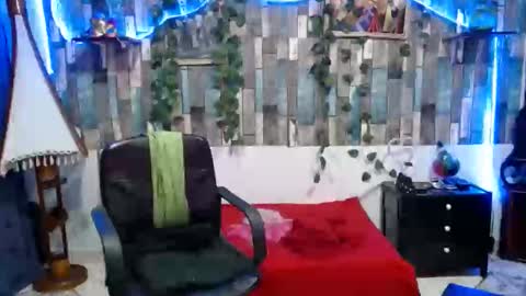 Snapshot of karima_sarabe chatting on 02-18-25, 08:47 karima_sarabe online show from 02-18-25, 08:47