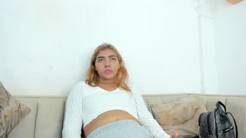 Kari  online show from 11-18-25, 06:56