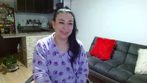 karime lee online show from 04-10-26, 10:42