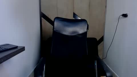 karina_aurora online show from 02-11-25, 05:58