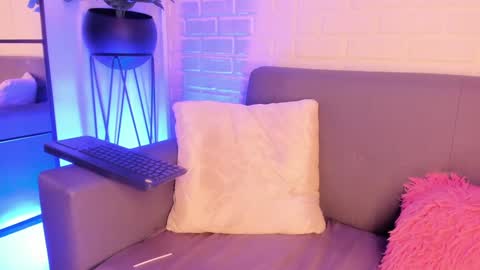 Kari online show from 02-05-25, 04:06