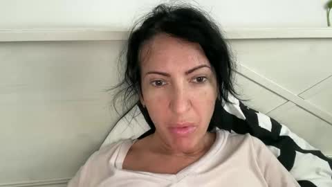 Snapshot of karinablair chatting on 01-12-26, 01:38 Karina online show from 01-12-26, 01:38