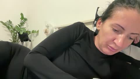 Snapshot of karinablair chatting on 02-01-26, 03:54 Karina online show from 02-01-26, 03:54