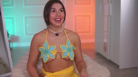 Snapshot of karinakokhana chatting on 12-22-25, 09:50 Karina online show from 12-22-25, 09:50