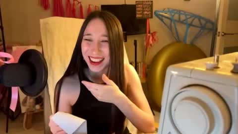 karinasun online show from 02-21-26, 03:57