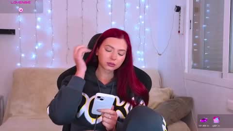 Snapshot of karinchik_ chatting on 03-01-25, 10:21 Karina online show from 03-01-25, 10:21