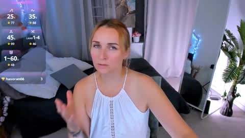 Karina  online show from 10-22-25, 09:14