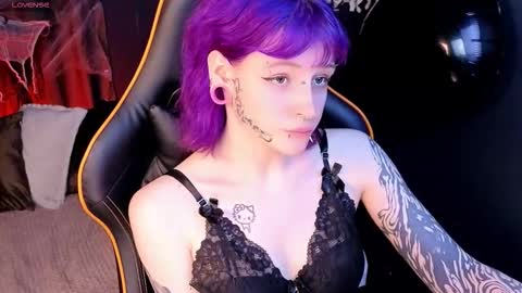 karkadeshk online show from 10-27-25, 03:16