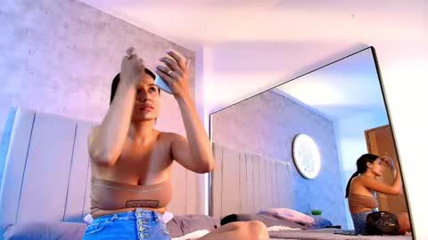 Snapshot of karla__ruiz chatting on 10-09-25, 07:23 Karla online show from 10-09-25, 07:23